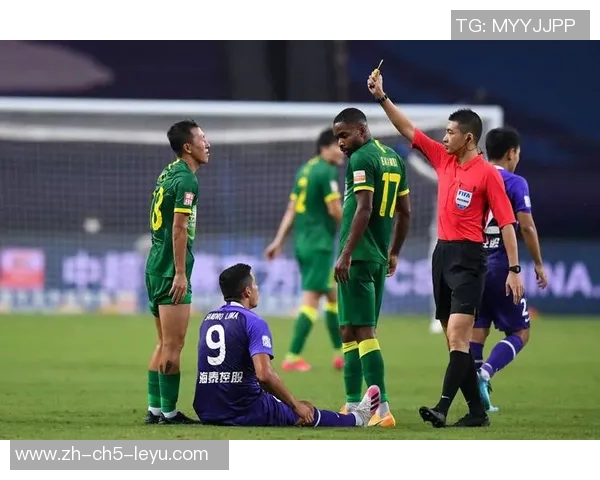 中赫国安迎战墨尔本胜利全力争胜展现球队实力与风采